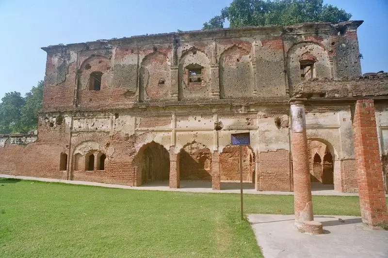 British Residency-Lucknow Tourism Attraction