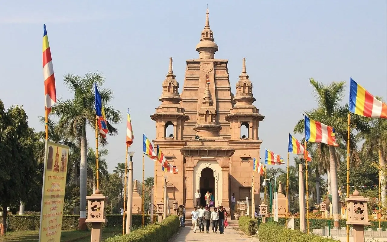 Buddhist Pilgrimage in Varanasi - The Tibetan Temple