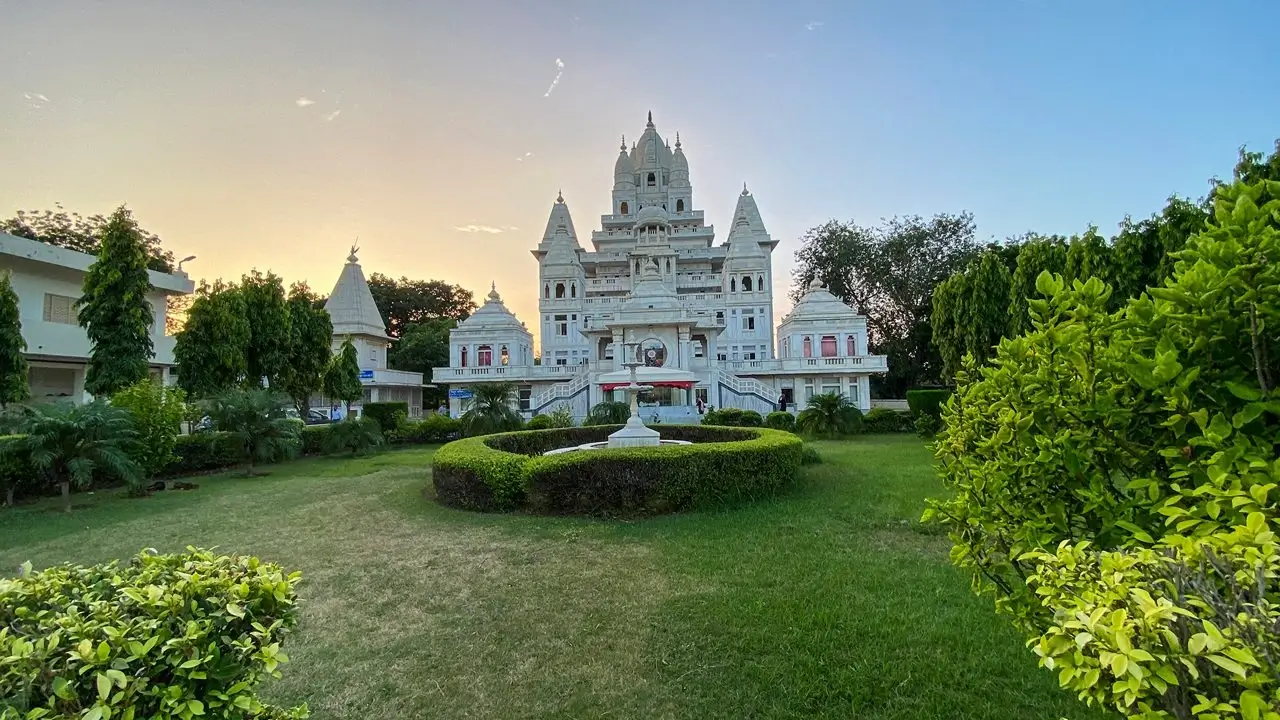 Vrindavan Tourism - Pagal Baba Temple
