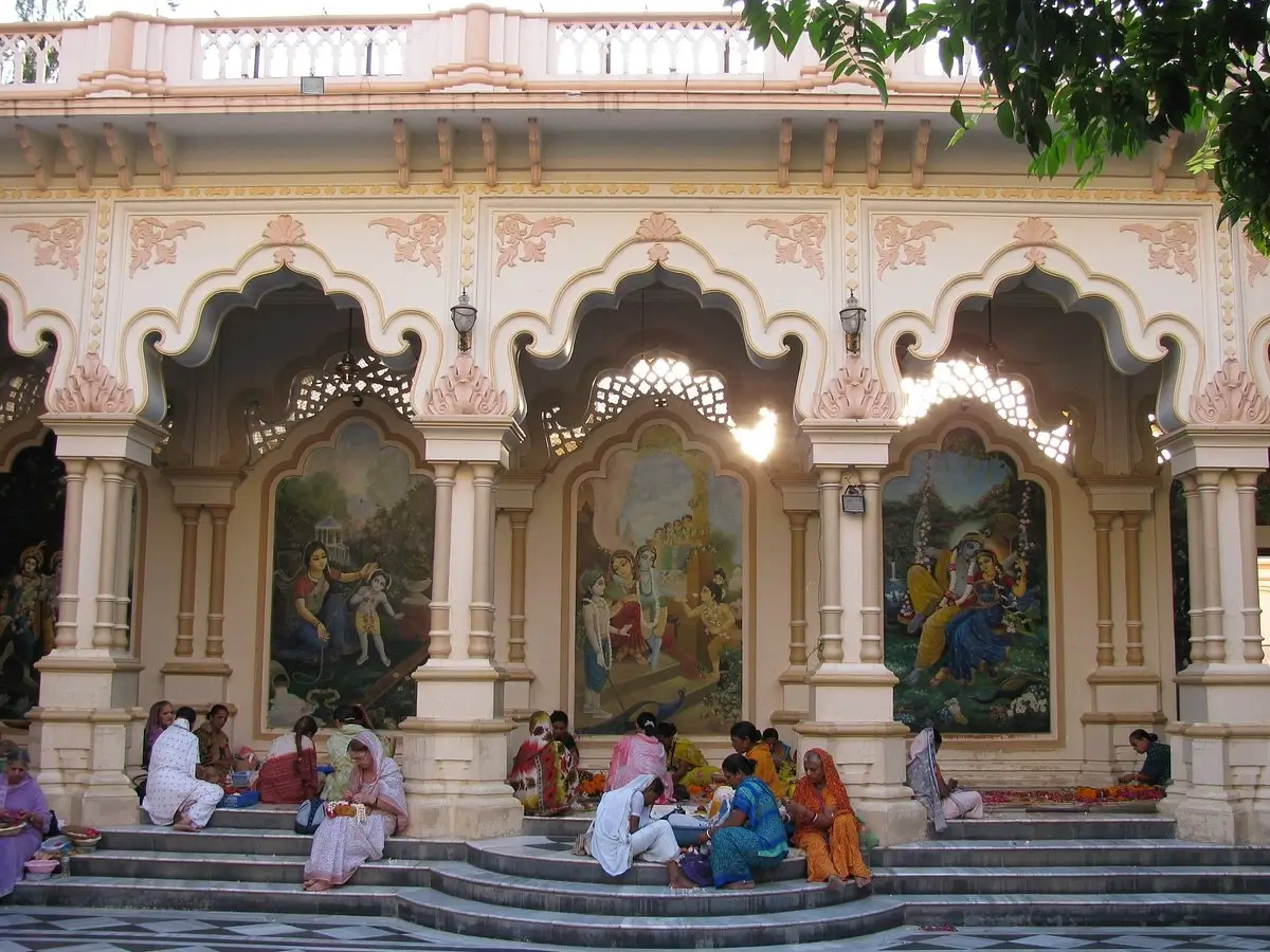 Vrindavan Tourism - Radha Vallabh Temple