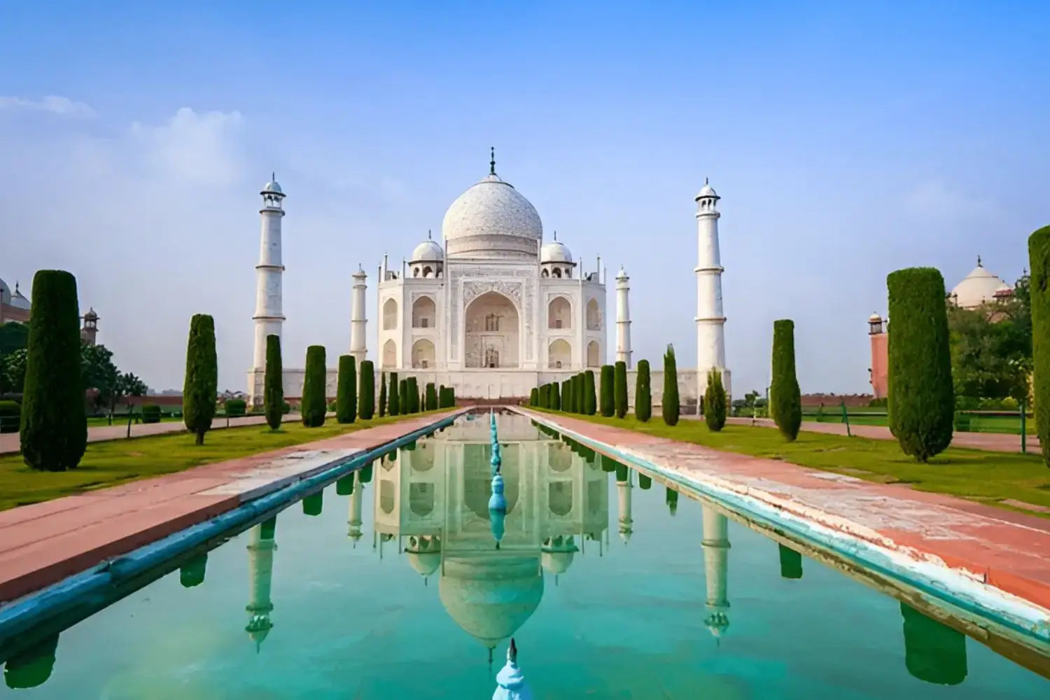 Uttar Pradesh Tourism - Taj Mahal- Popular Tourist Attraction