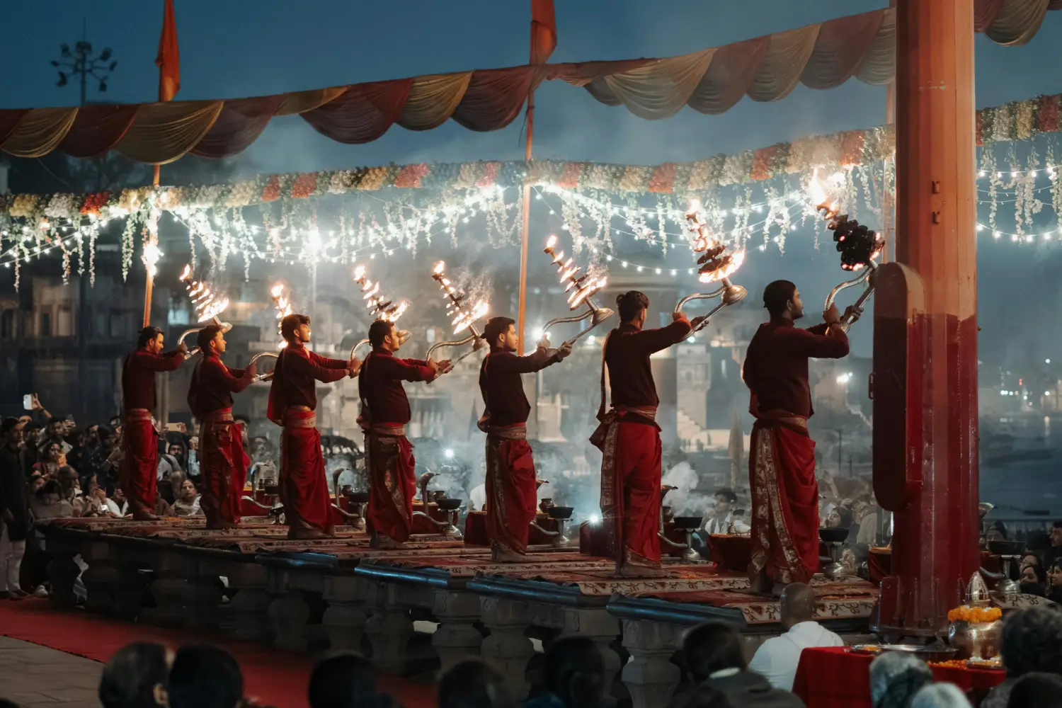 Ganga Aarti Timings and Crowd Management